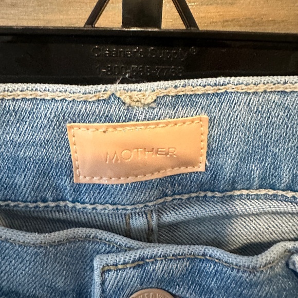 MOTHER Insider Crop Step Fray - Picture 3 of 5